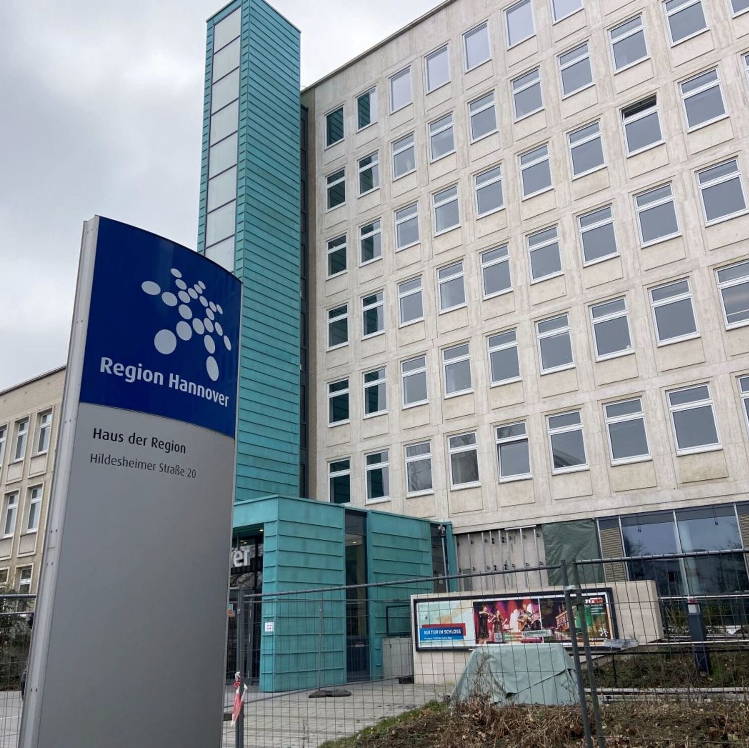 cropped-cropped-csm_2023-03-21_Region_Hannover_Haus_der_Region_IMG_2143_3_194eae61fc.jpg
